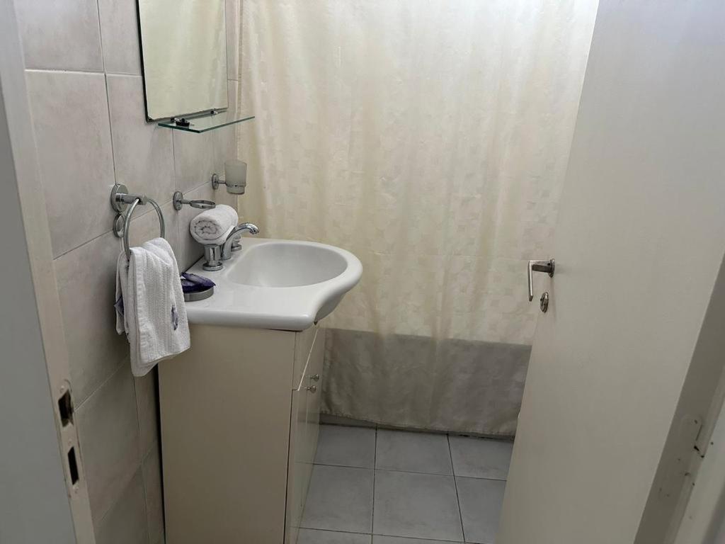 Alquiler X Dia Avenida Corrientes Caba Movistar Arena Hasta 5 Pax Cochera * Buenos Aires