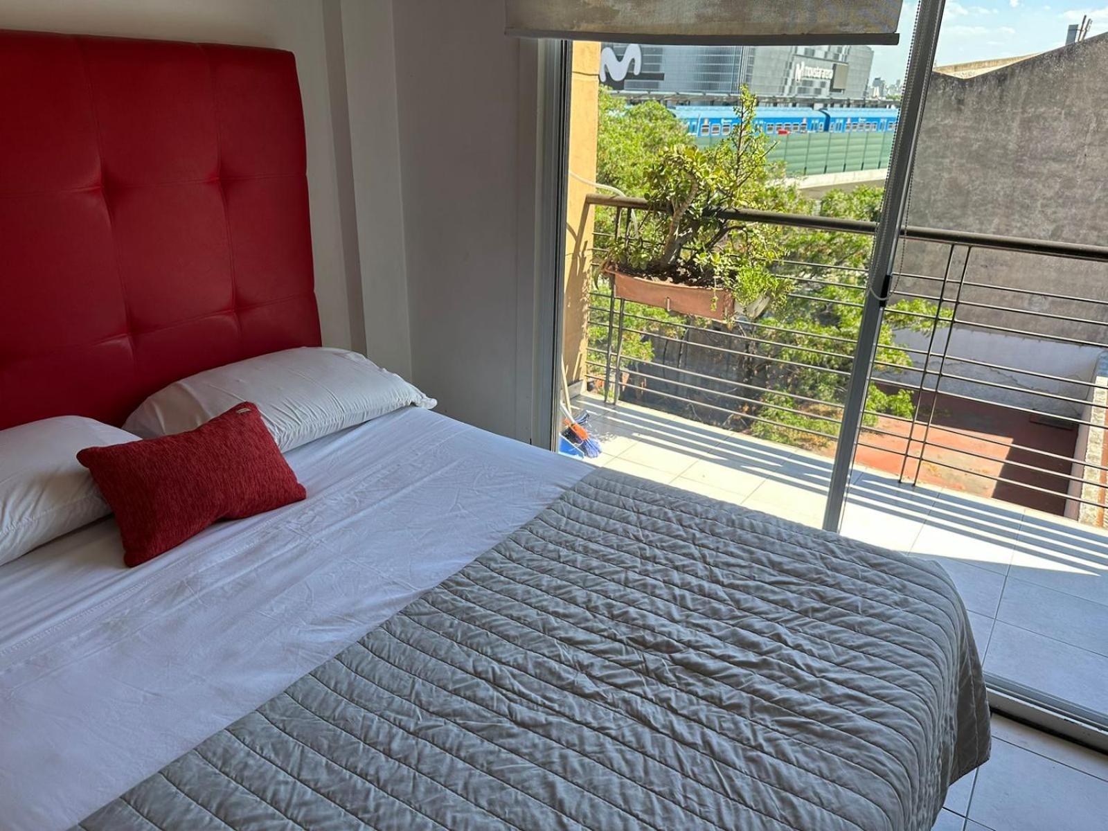 Alquiler X Dia Avenida Corrientes Caba Movistar Arena Hasta 5 Pax Cochera Apartment Buenos Aires