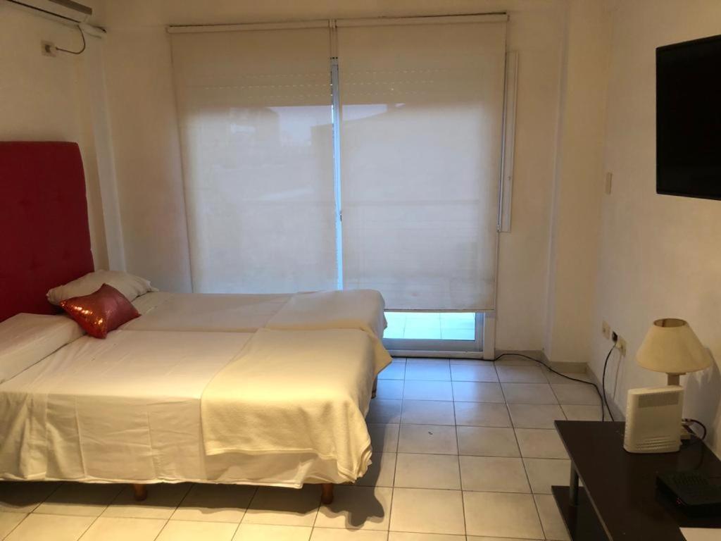 Alquiler X Dia Avenida Corrientes Caba Movistar Arena Hasta 5 Pax Cochera Apartment Buenos Aires